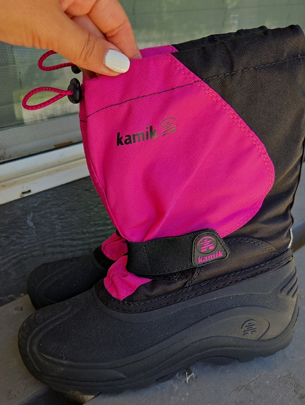 Kamik Women's Black & Fuchsia Winter Boots